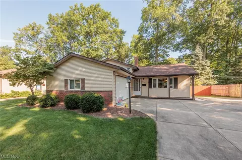 24294 Vincent Dr, North Olmsted, OH 44070