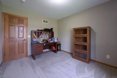 6425 Ruth Dr, Seven Hills, OH 44131 photo 26
