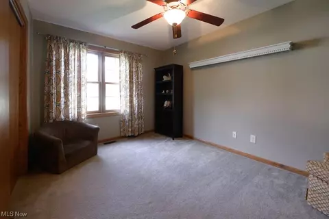6425 Ruth Dr, Seven Hills, OH 44131 photo 28