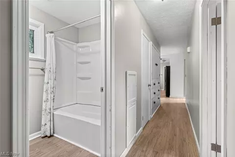701 E State St, Barberton, OH 44203 photo 12