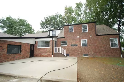 408 Ewing Rd, Boardman, OH 44512 photo 3