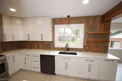 408 Ewing Rd, Boardman, OH 44512 photo 10