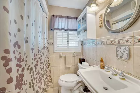 63 Helena, Struthers, OH 44471 photo 15