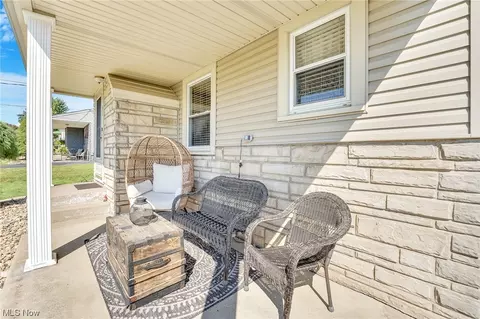 63 Helena, Struthers, OH 44471 photo 5