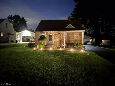 63 Helena, Struthers, OH 44471 photo 4