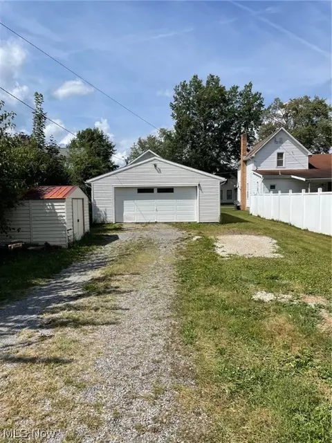 318 E 7th, Dover, OH 44622 photo 3