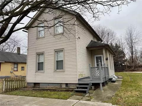 2334 W 38th St, Cleveland, OH 44113
