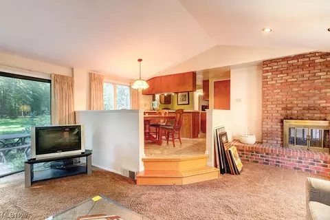 23750 Chardon Rd, Euclid, OH 44117 photo 14