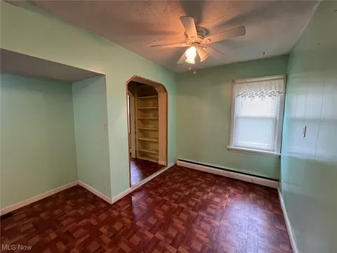 4047 Pendleton Rd, Leavittsburg, OH 44430 photo 3