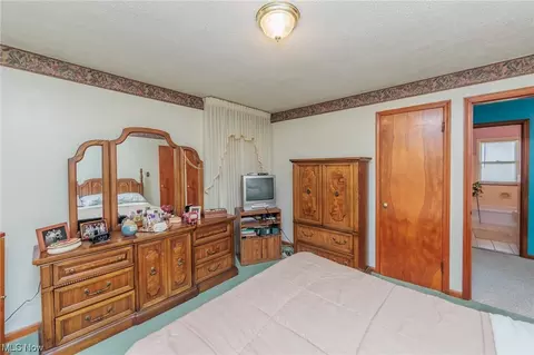 691 E 241st St, Euclid, OH 44123 photo 17