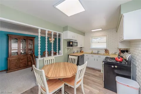 691 E 241st St, Euclid, OH 44123 photo 6