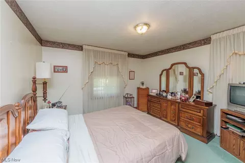 691 E 241st St, Euclid, OH 44123 photo 15