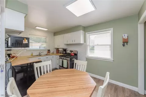 691 E 241st St, Euclid, OH 44123 photo 5