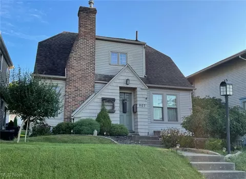 807 Harrison Ave, Cambridge, OH 43725