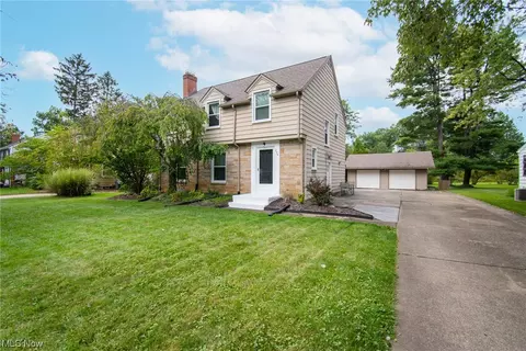 276 Brainard Dr, Youngstown, OH 44512