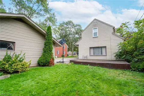 276 Brainard Dr, Youngstown, OH 44512 photo 33