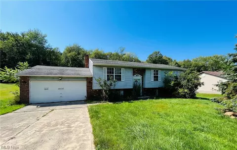 4115 Denise Dr, Ashtabula, OH 44004 photo 3