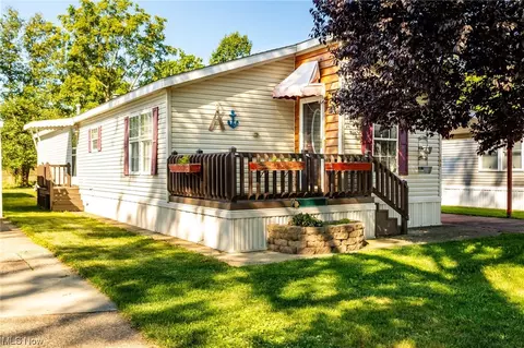 168 Coen Rd, Vermilion, OH 44089
