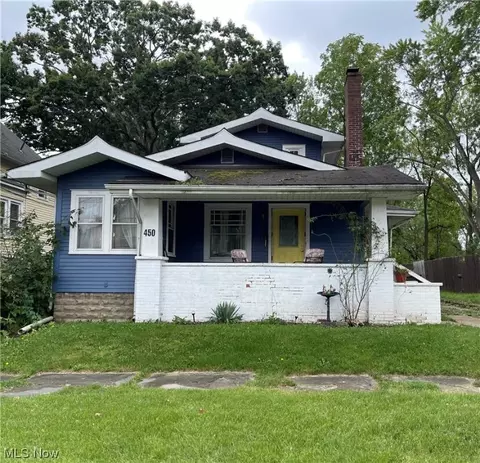 450 Belmont St NE, Warren, OH 44483