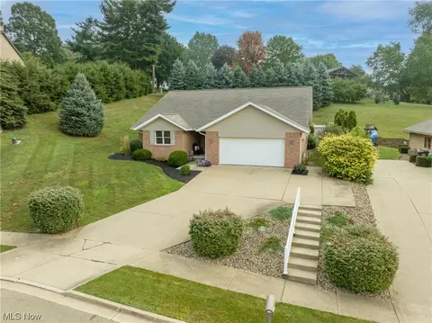 225 High St, Dover, OH 44622 photo 2