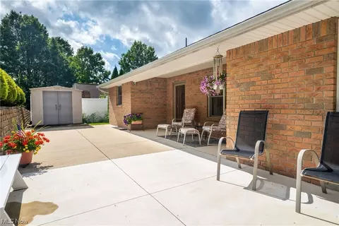 225 High St, Dover, OH 44622 photo 17