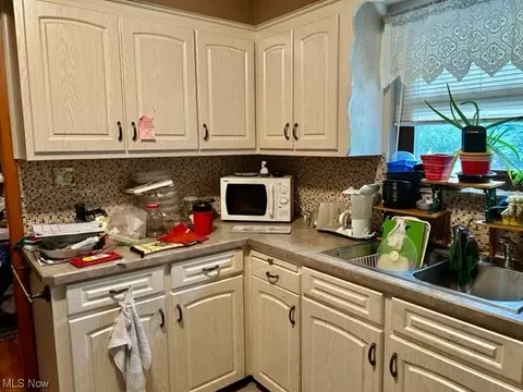 6833 E Pleasant Valley Rd, Independence, OH 44131 photo 11