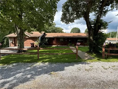 46830 Mary St, East Liverpool, OH 43920