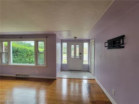 601 Gulf Rd, Elyria, OH 44035 photo 20