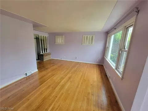 601 Gulf Rd, Elyria, OH 44035 photo 19