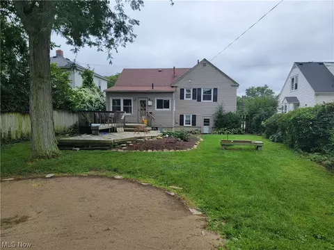 601 Gulf Rd, Elyria, OH 44035 photo 12