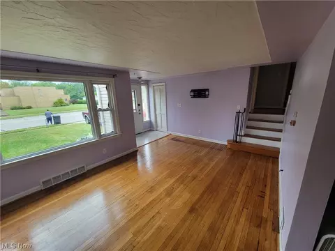 601 Gulf Rd, Elyria, OH 44035 photo 21