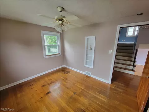 601 Gulf Rd, Elyria, OH 44035 photo 10