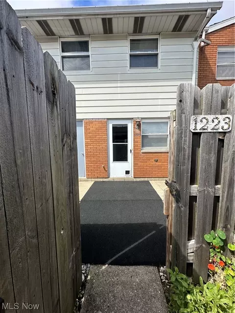 1223 Vester Ave, Springfield, OH 45503 photo 11