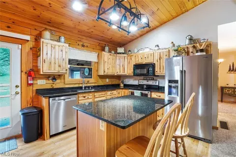 9985 Walnut Dowler Rd, Logan, OH 43138 photo 10