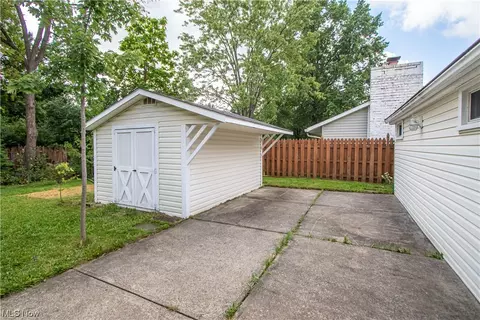 436 Maple Ave, Berea, OH 44017 photo 35