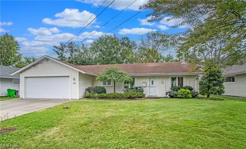 436 Maple Ave, Berea, OH 44017 photo 1