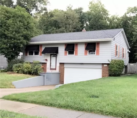 123 Kleber Ave, Austintown, OH 44515