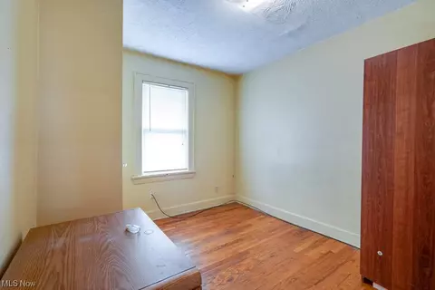 649 Patterson Ave, Akron, OH 44310 photo 9