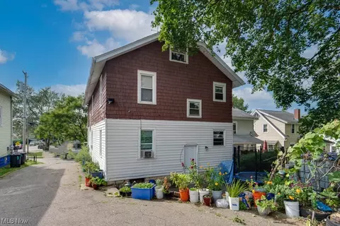 649 Patterson Ave, Akron, OH 44310 photo 14