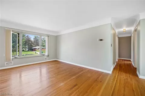 618 Twilight, Seven Hills, OH 44131 photo 12