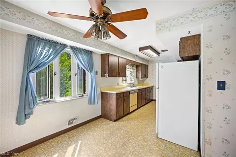 618 Twilight, Seven Hills, OH 44131 photo 6