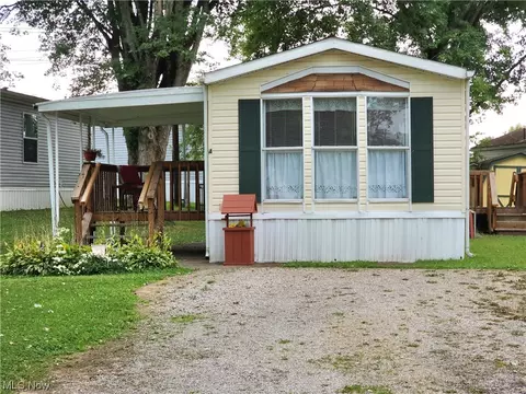 32504 Maysville, Zanesville, OH 43701