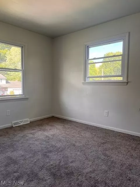 635 Matawan, Campbell, OH 44405 photo 10
