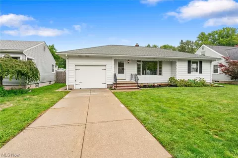 41836 Edison Ct, Elyria, OH 44035 photo 1