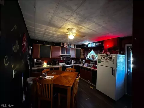1346 Eleanor Dr, Ashtabula, OH 44004 photo 4