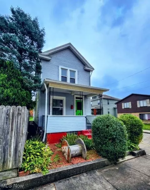 512 Sinclair Ave, Yorkville, OH 43971