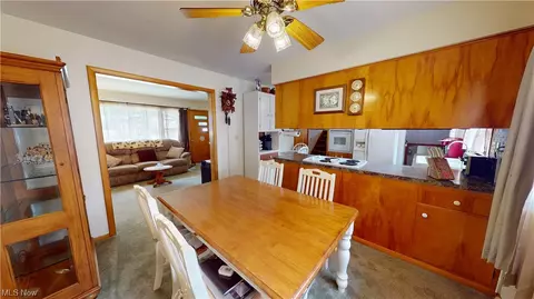 2224 W 7th St, Ashtabula, OH 44004 photo 6