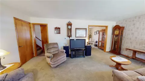 2224 W 7th St, Ashtabula, OH 44004 photo 2