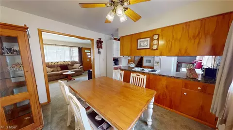 2224 W 7th St, Ashtabula, OH 44004 photo 6