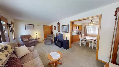 2224 W 7th St, Ashtabula, OH 44004 photo 3